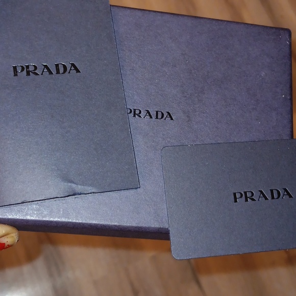 AUTHENTIC  PRADA  PURSE HANDBAG KEY FOB BAG CHARM NIB - Picture 6 of 6